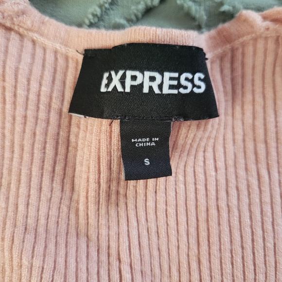 Express, ruffle top- small - Picture 2 of 3